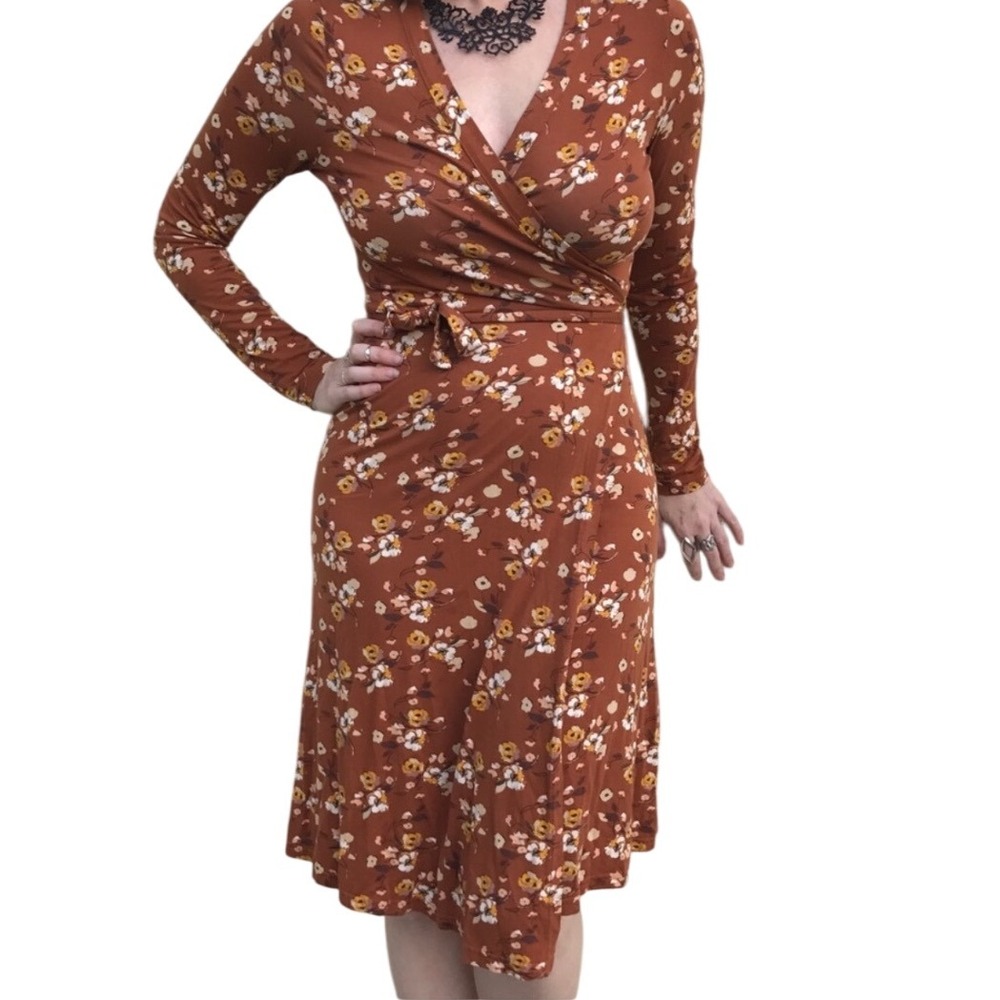 Garnett Hill Viscose Floral Wrap‎ Dress Womens M Long Sleeve Brown Adjustable